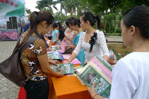 XTBG promotes its scenic spot on National Tourism Day