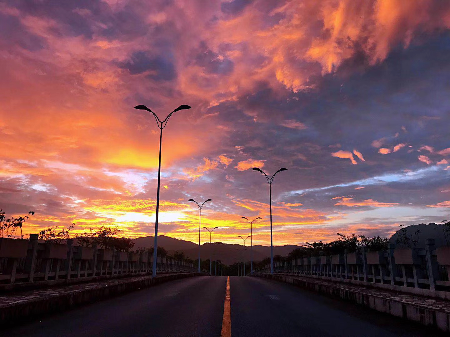 XTBG Luosuo Bridge in the sunset