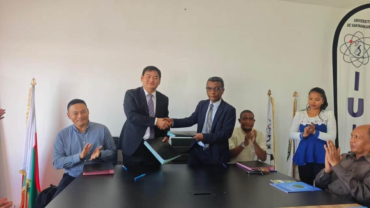 XTBG forges partnerships with two universities in Madagascar